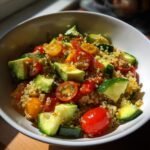 Grain bowls with vegetables